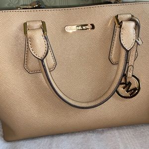 michael kors purse
